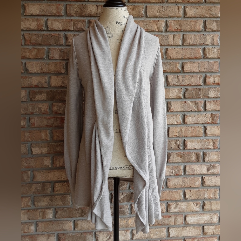 Free People Gray Long Sleeve Cardigan Sweater with Snap Closure.